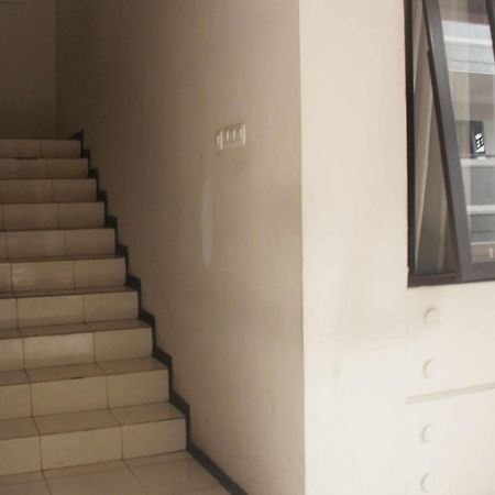 Zen Rooms Grand Hotel Lembang Luaran gambar