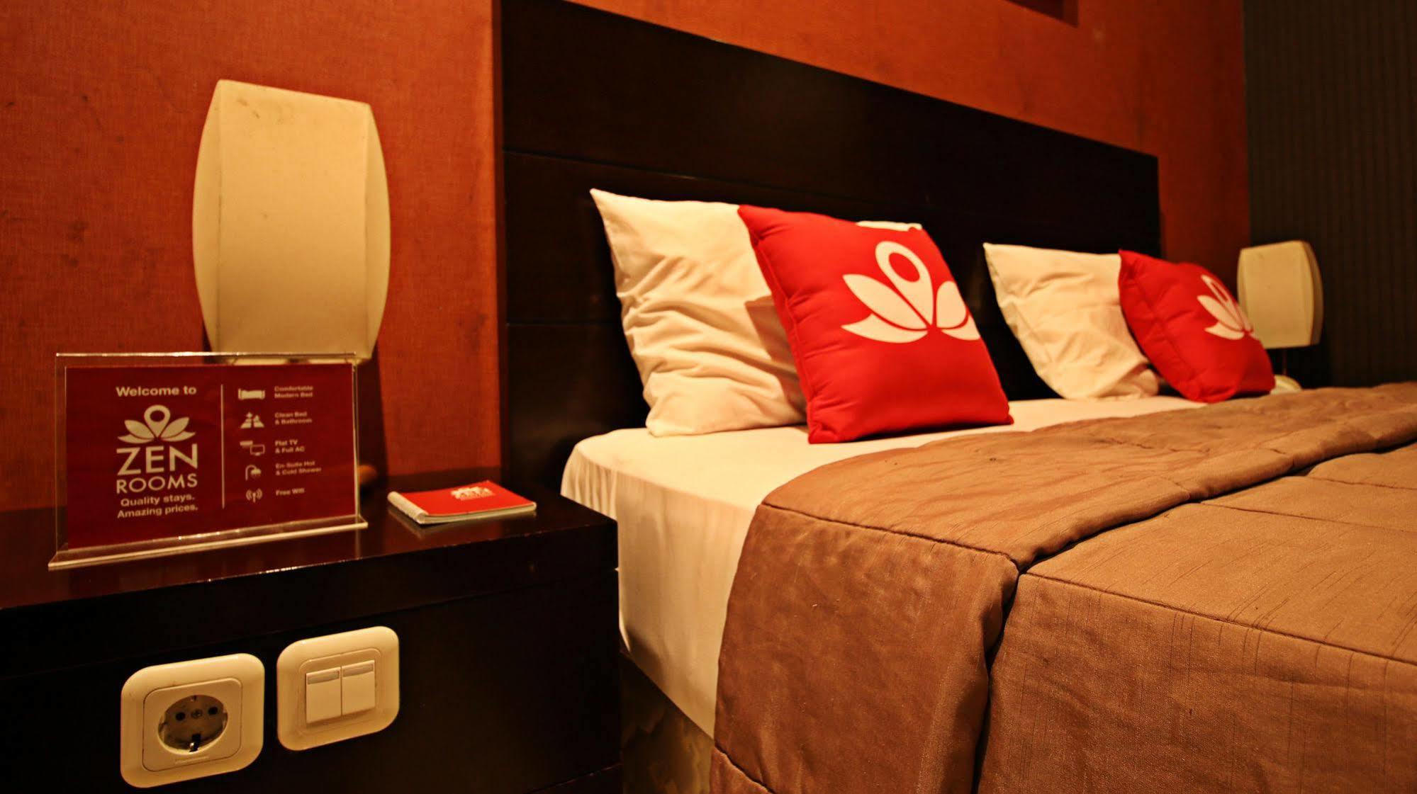 Zen Rooms Grand Hotel Lembang Luaran gambar